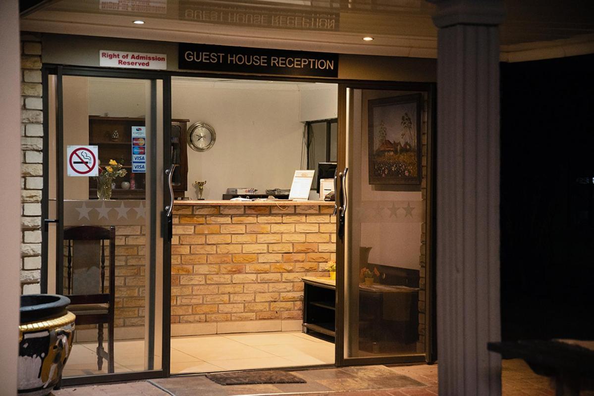 ウェルコム Gold Guest & Conference Bed & Breakfast エクステリア 写真